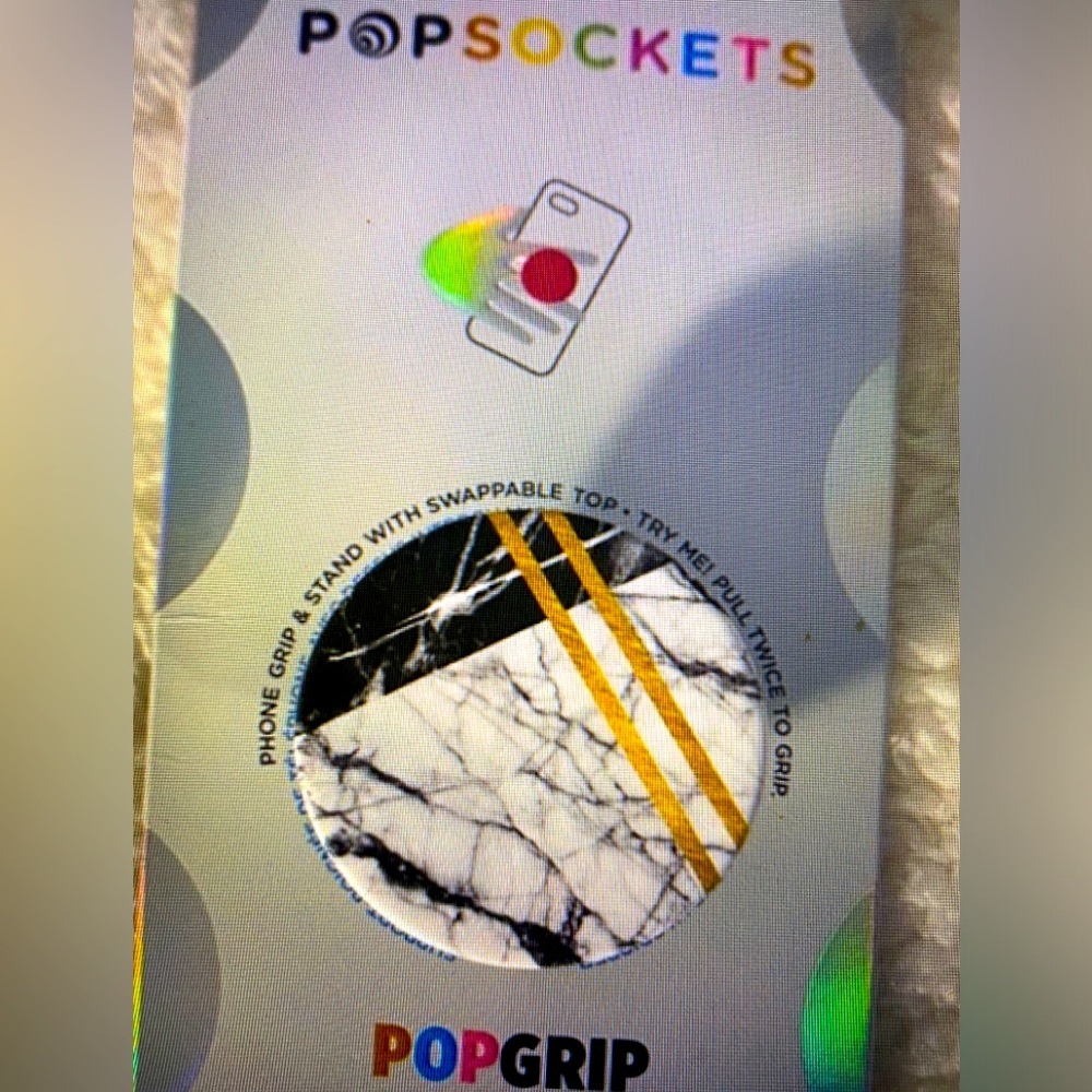 POPSOCKETS PHONE HOLDER NWT